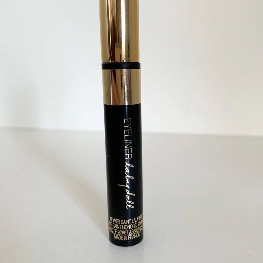 NWOT Ysl babydoll eyeliner